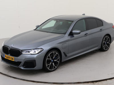 BMW 5-SERIE 520E 204PK BUSINESS EDITION+ M SPORT+ HIFI TREKHAAK, 2022