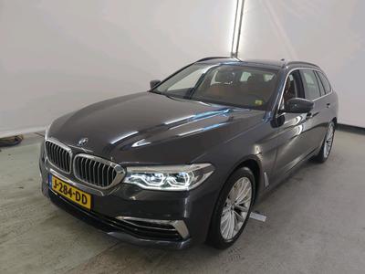 BMW 5-SERIE TOURING 520I HIGH EX. ED., 2020