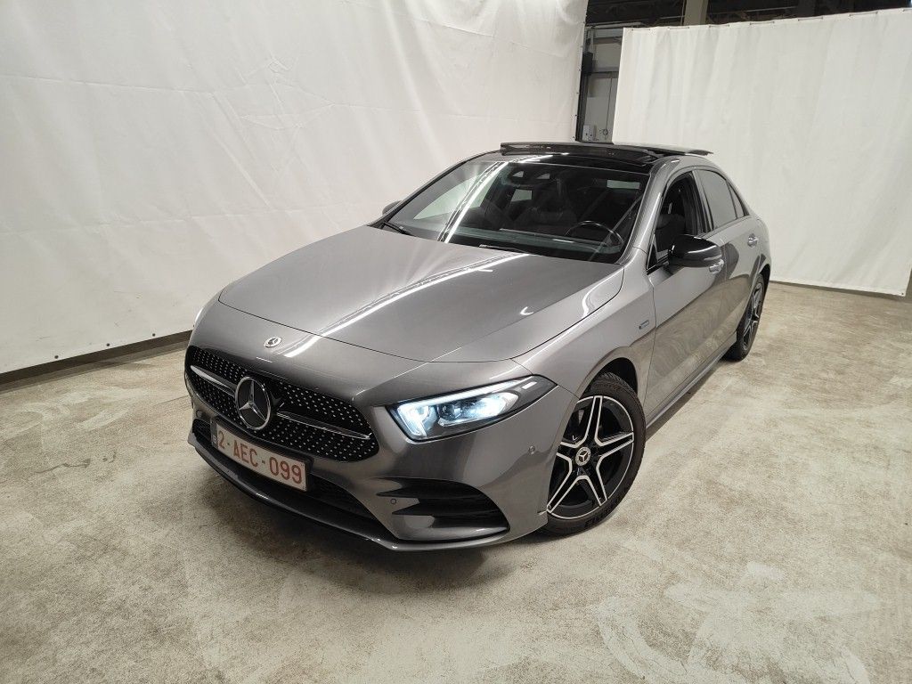 Mercedes-Benz Classe a sedan (v177) A 250 E PHEV BUSINESS SOLUTION (EU6AP), 2021