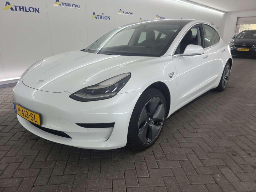 Tesla Model 3 STANDARD RANGE PLUS RWD 4D 225KW, 2020