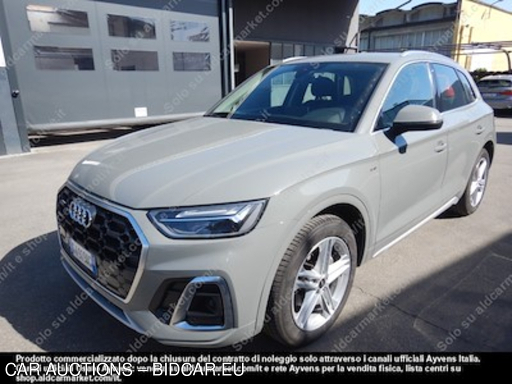 Audi Q5 35 tdi S line -