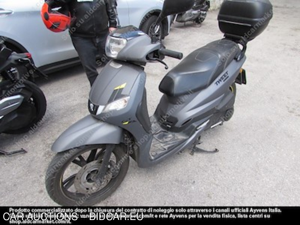 Peugeot tweet 200i GT motociclo euro -