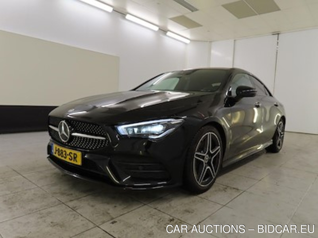 Mercedes-Benz CLA CLA 200 DCT Business Solution AMG 4d