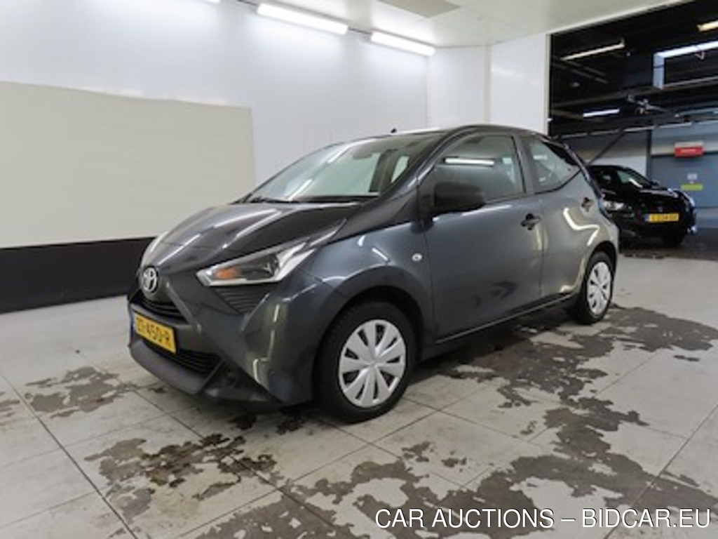 Toyota Aygo 1.0 VVT-i x-fun 5d