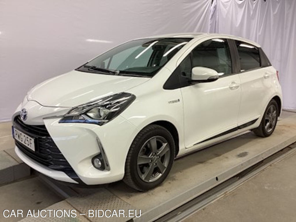 Toyota Yaris Hybrid e-CVT Y20 Kamera