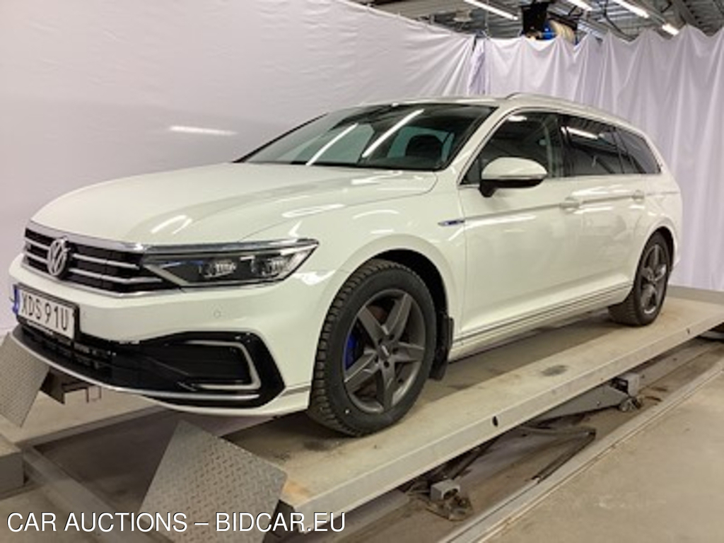 Volkswagen Passat !BAD BATTERY & WARNING LIGHTS ON! GTE Executive Safe Tech Cockpit MoK