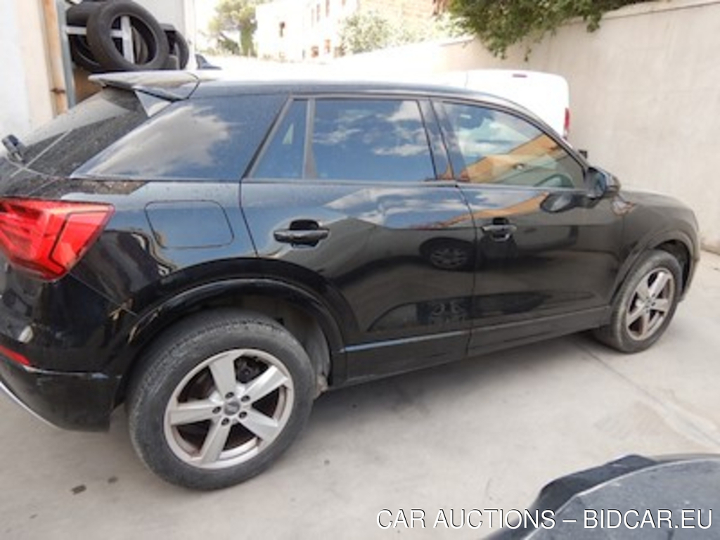 Audi Q2 1.6 30 tdi admired -