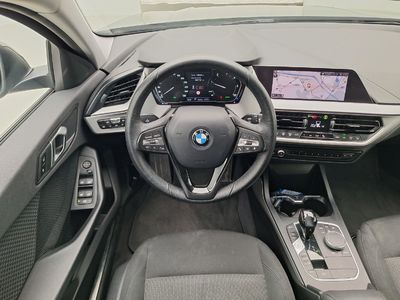 BMW 1 hatch diesel - 2019 116 D ADBLUE (EU6AP), 2021