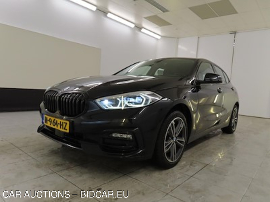 BMW 1 serie 118iA Business Edition Plus Sport Line 5d
