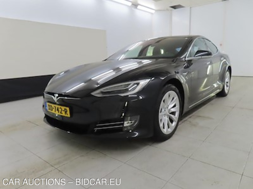 Tesla Model S 75 kWh All-Wheel Drive Spec5