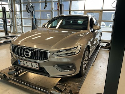 Volvo V60 2.0 B4 D 197 INSCRIPTION VBL AUTO UA!
