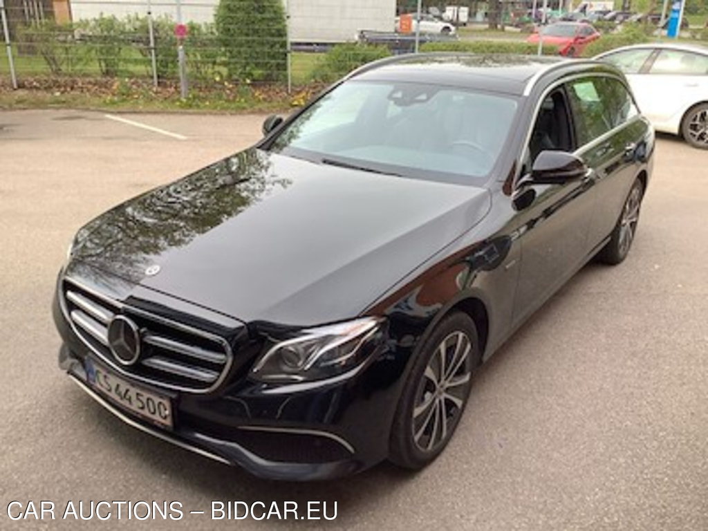 Mercedes-Benz E-KLASSE 2.0 E 300 DE T BUSINESS AUTO UA!