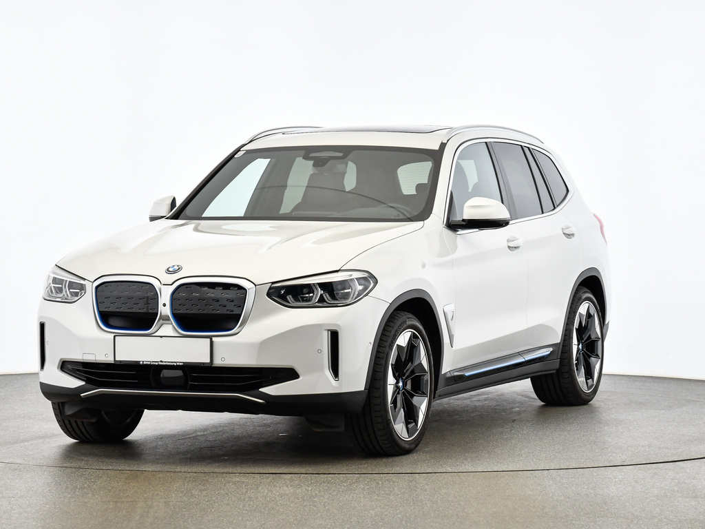 BMW IX3 Impressive, 2021