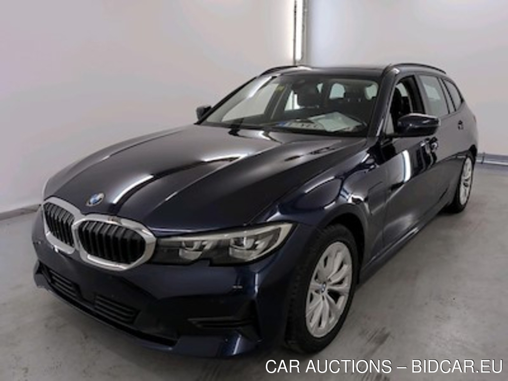 BMW 3 touring - 2019 330eA PHEV Business Plus