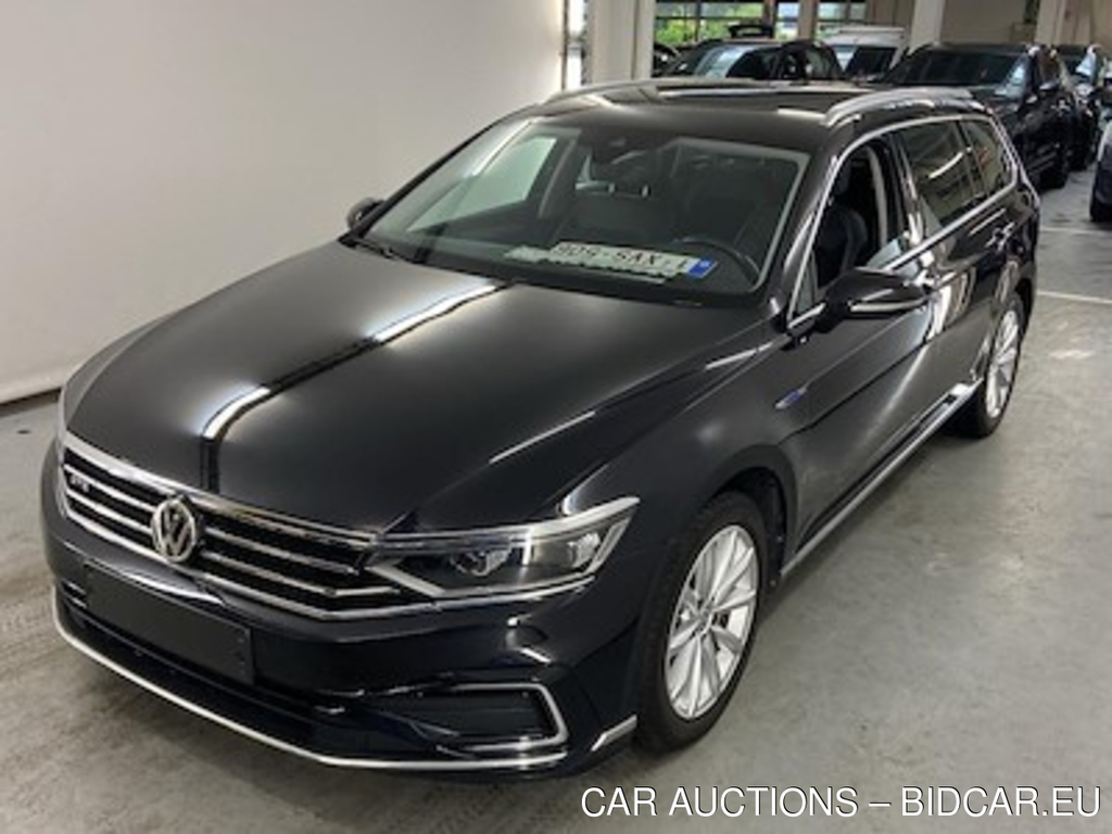 Volkswagen Passat variant gte - 2020 1.4 TSI PHEV GTE Business DSG Climatiseur et energie II arriere