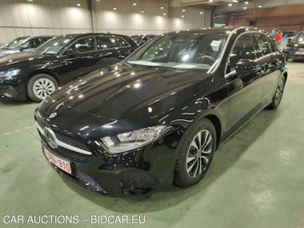 Mercedes-Benz A-CLASS 1.3 A 180 ESSENTIAL LINE DCT