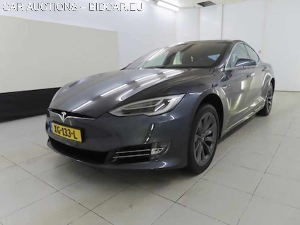 Tesla Model S 75 kWh All-Wheel Drive 5d