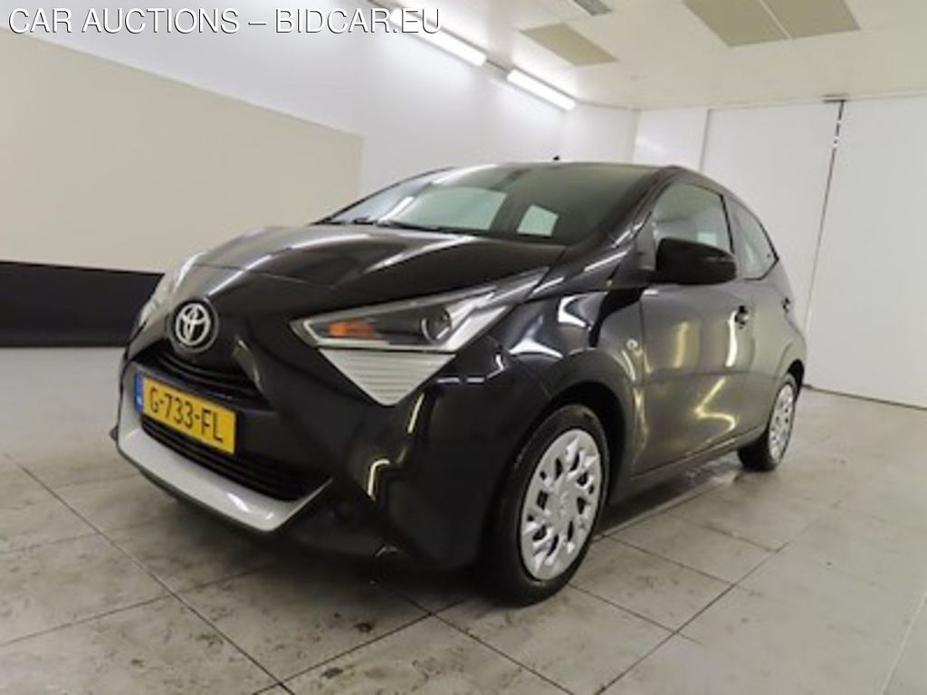 Toyota Aygo 1.0 VVT-i x-play 5d