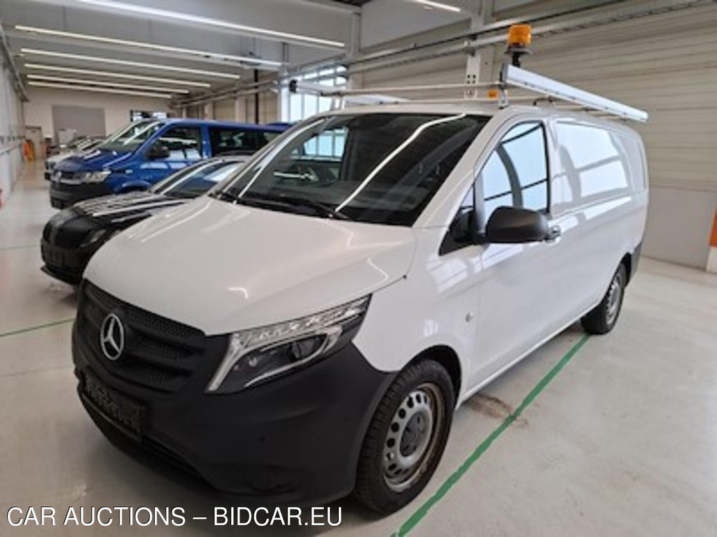 Mercedes-Benz Vito Kastenwagen 114 CDI lang 4x4 Aut. 3,2t 1