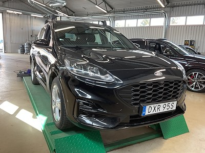 Ford Kuga Plug-In Hybrid ST-Line Drag