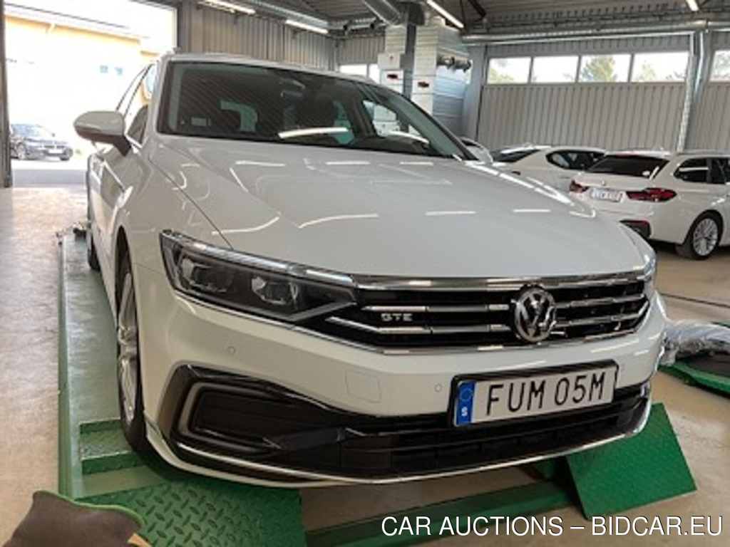 Volkswagen Passat GTE SC Executive Drag Varmare