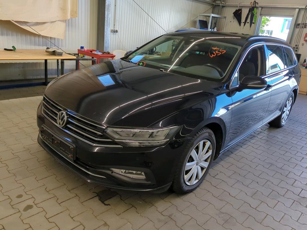 Volkswagen Passat VARIANT 1.6 TDI SCR DSG Business, 2020