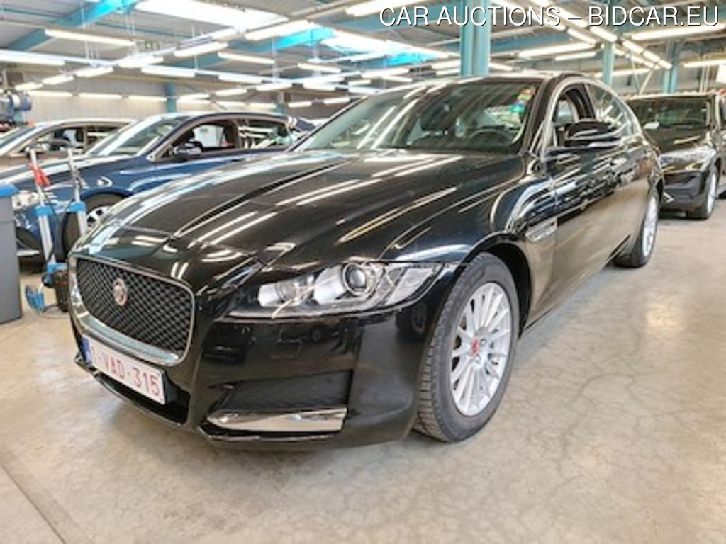 Jaguar Xf diesel - 2015 2.0 D E-Performance Prestige STOCK