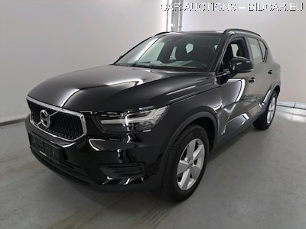 Volvo XC40 1.5 T2 MOMENTUM CORE