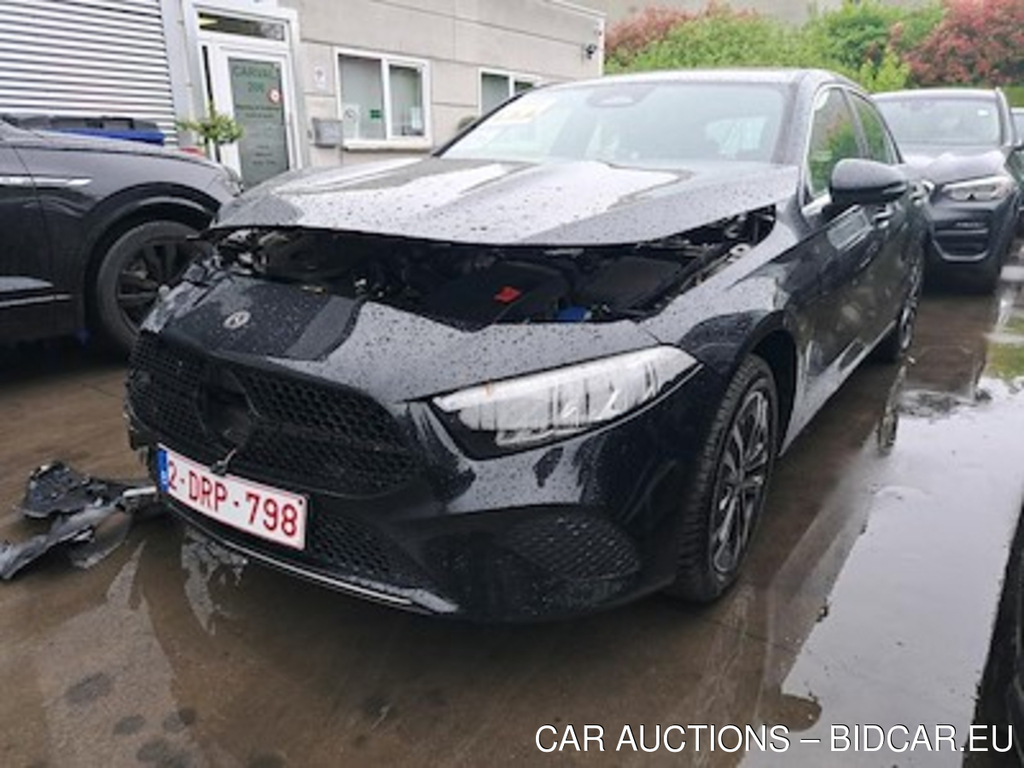 Mercedes-Benz A-CLASS 1.3 A 250 E LUXURY LINE DCT