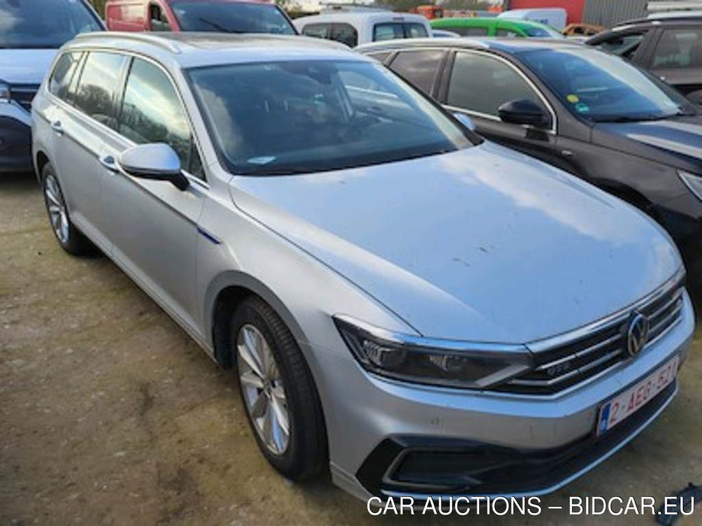 Volkswagen Passat variant 1.4 TSI MSQ VARIANT GTE BUSINESS