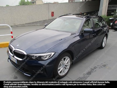 BMW series 3 SW 330e xdrive -