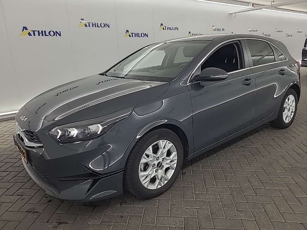Kia Ceed 1.5 T-GDI MHEV DCT DYNAMICPLUSLINE 5D 117KW, 2022