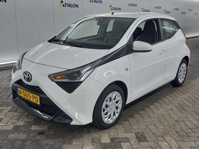 Toyota Aygo 1.0 VVT-I X-PLAY 5D 53KW, 2021
