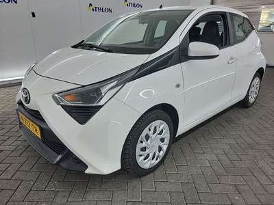 Toyota Aygo 1.0 VVT-I X-PLAY 5D 53KW, 2021