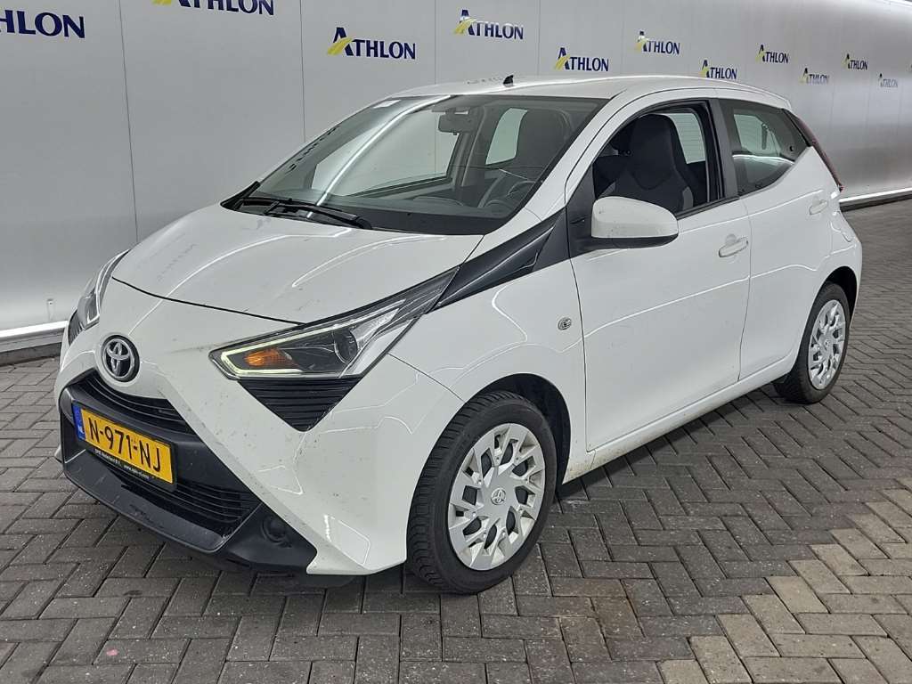 Toyota Aygo 1.0 VVT-I X-PLAY 5D 53KW, 2021