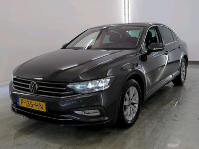 Volkswagen Passat 1.5 TSI BUSINESS, 2022
