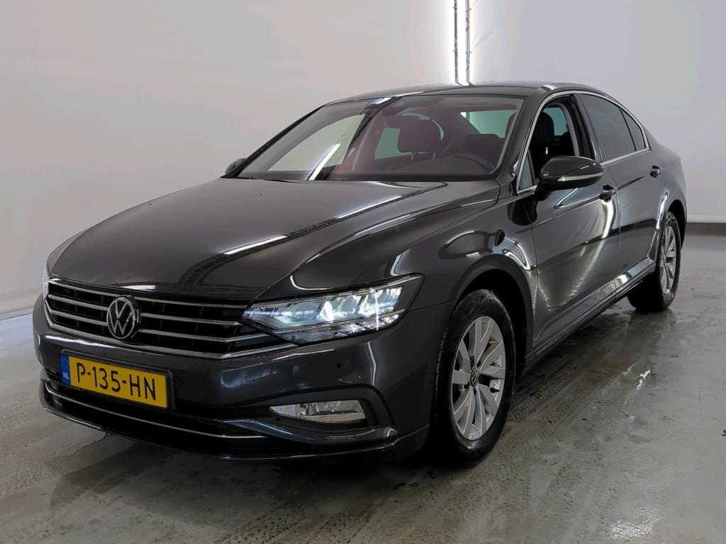 Volkswagen Passat 1.5 TSI BUSINESS, 2022