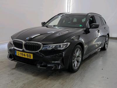 BMW 3-SERIE TOURING 318D CORP. HIGH EX., 2021