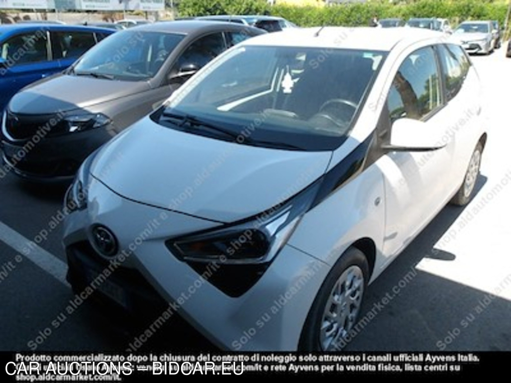 Toyota aygo connect 1.0 vvt-i x-business -
