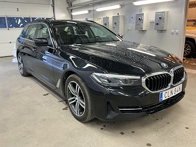 BMW 5-serie 520d Touring xDrive Connected Display Key Skinn Kamera Drag Navi