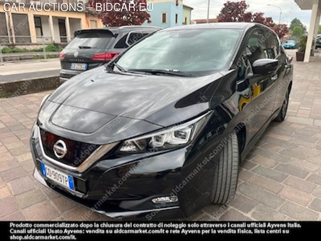 Nissan leaf n-connecta 40kwh hatchback 5-door -