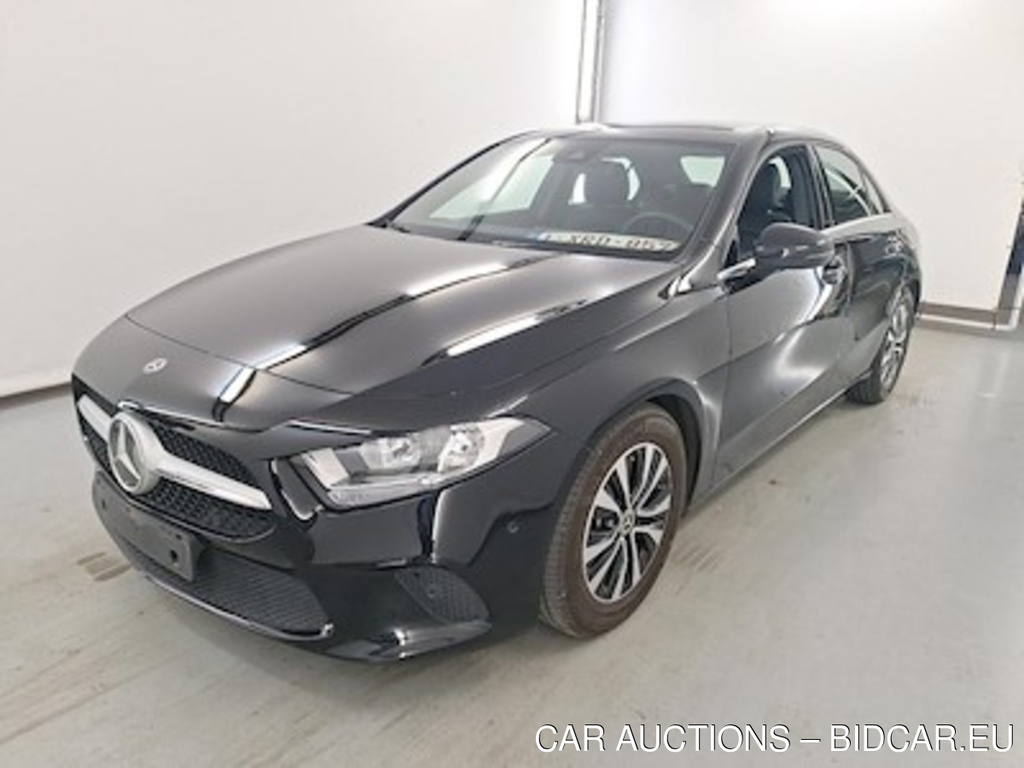 Mercedes-Benz A-Klasse 1.3 A 180 BUSINESS SOLUTION 7G-DCT