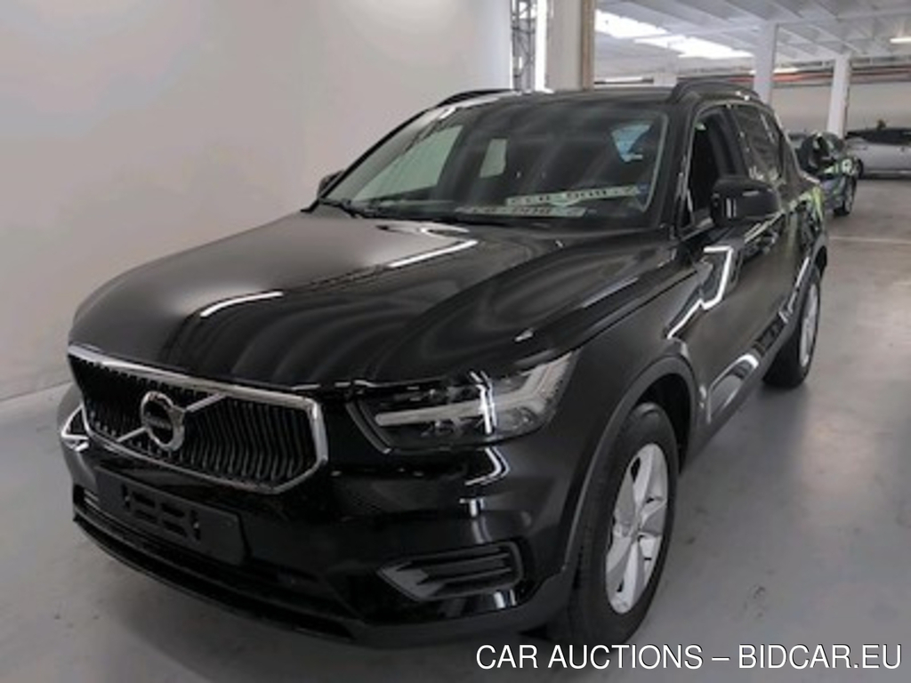 Volvo XC40 1.5 T2 MOMENTUM CORE