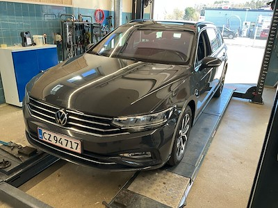 Volkswagen PASSAT 2.0 TDI 150 Business PLUS PRO DSG Variant UA!