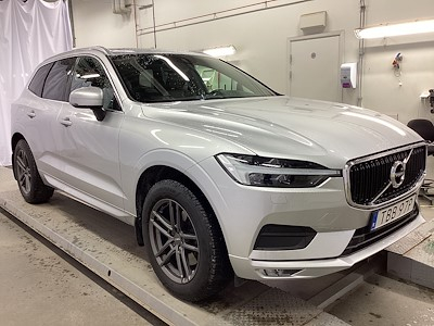Volvo XC60 B4 AWD Momentum Teknik Panorama Skinn H/K Drag Kamera Navi