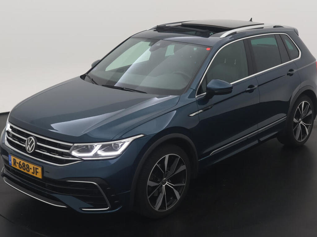 Volkswagen Tiguan 1.5 TSI 150PK DSG R-LINE BUSINESS+ CAMERA PANO TREKHAAK, 2022