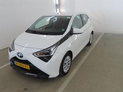 Toyota Aygo 1.0 VVT-I X-PLAY, 2020