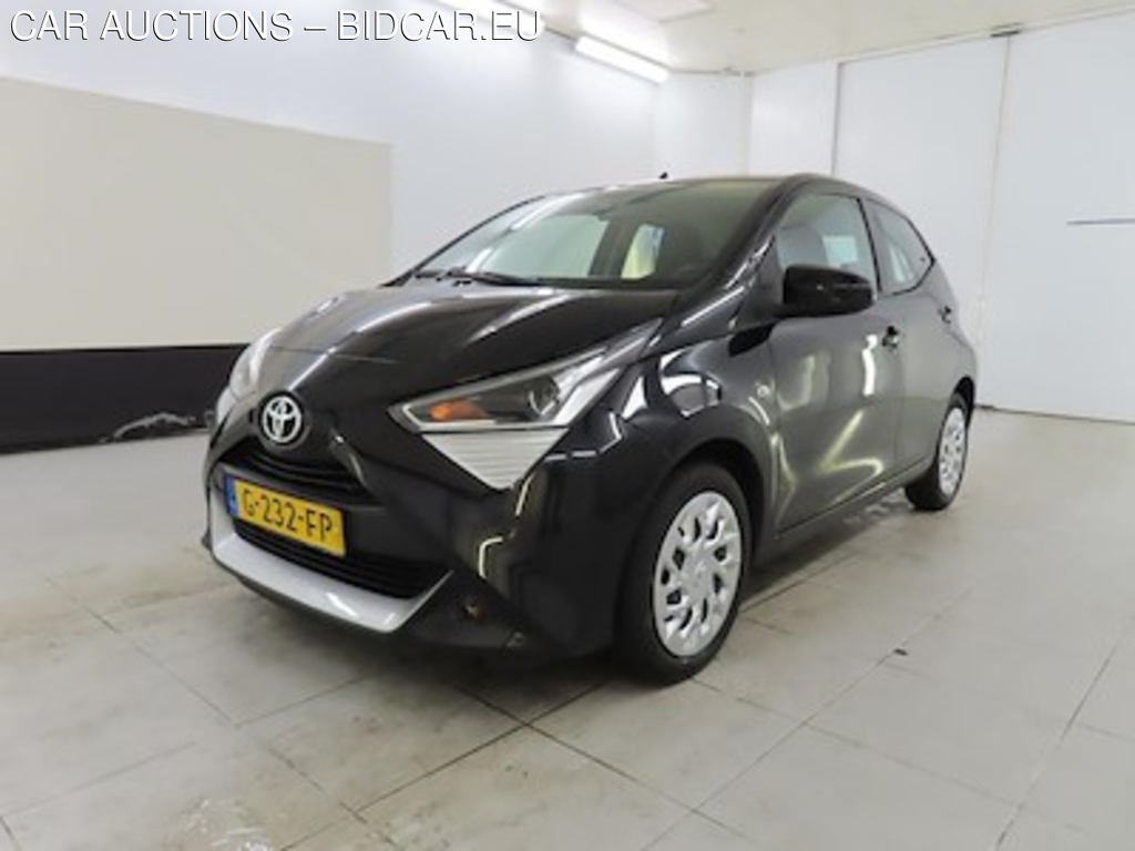 Toyota Aygo 1.0 VVT-i x-play 5d