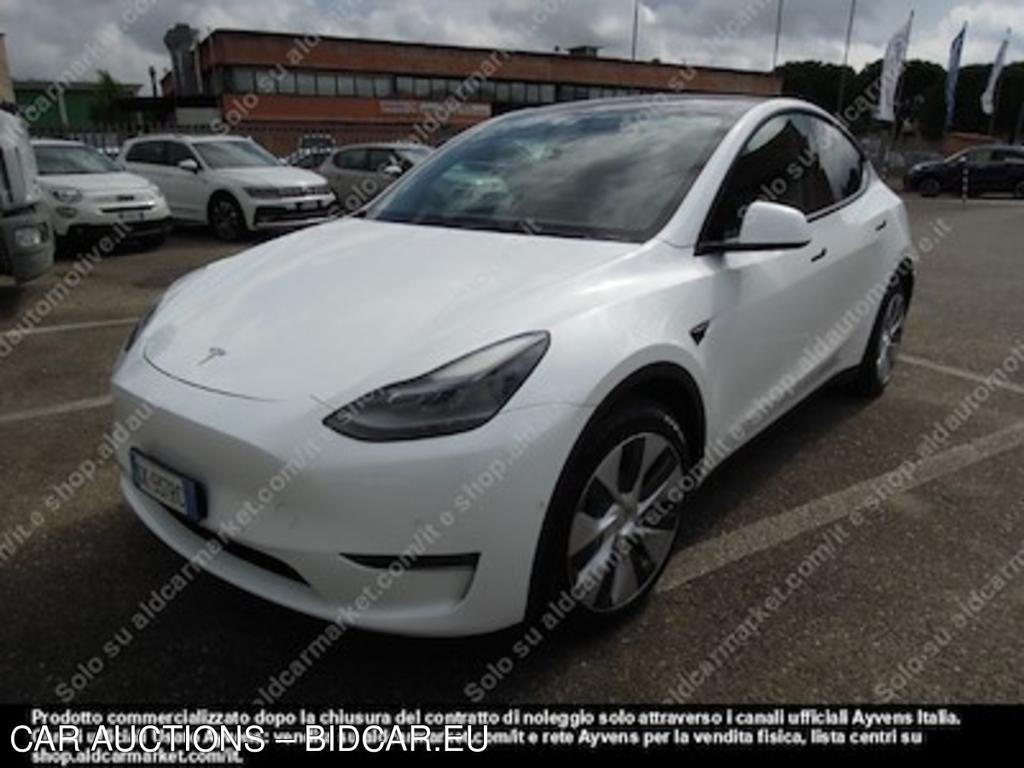 Tesla model Y 75 kwh dual -