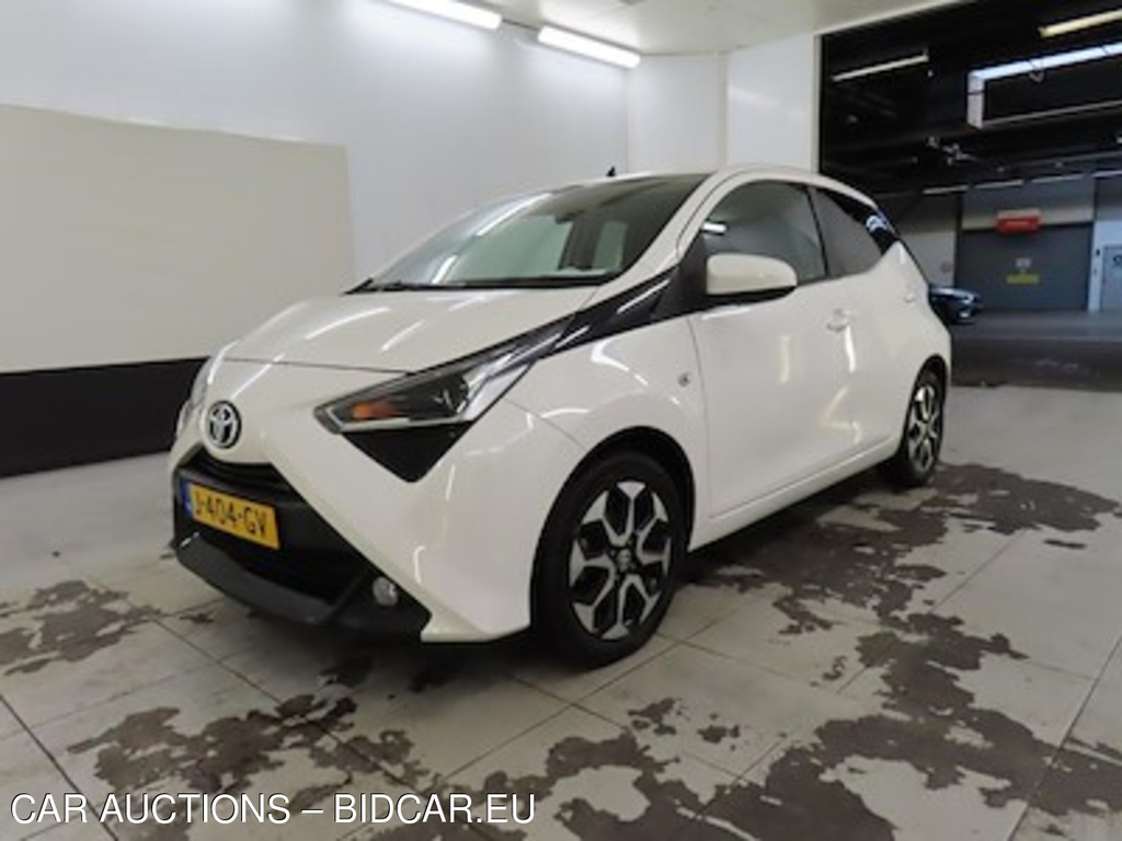 Toyota Aygo 1.0 VVT-i x-joy x-shift 5d